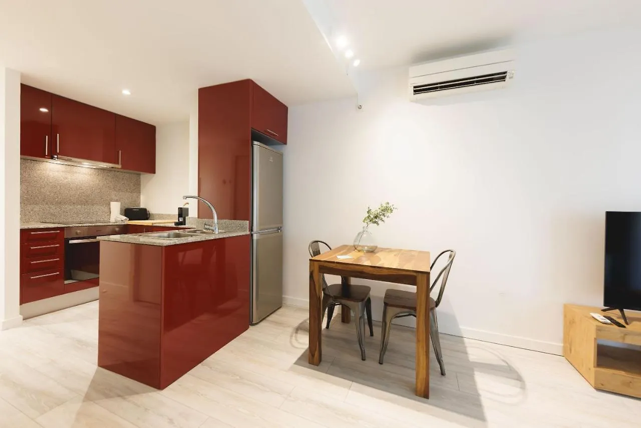 Bravissimo Placa Catalunya 1-2, Studio Apartment Girona