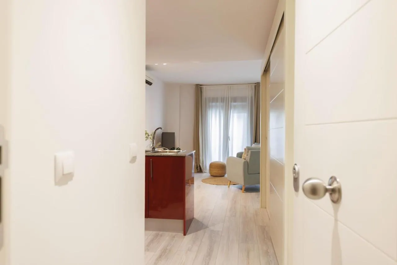 Bravissimo Placa Catalunya 1-2, Studio Apartment Girona