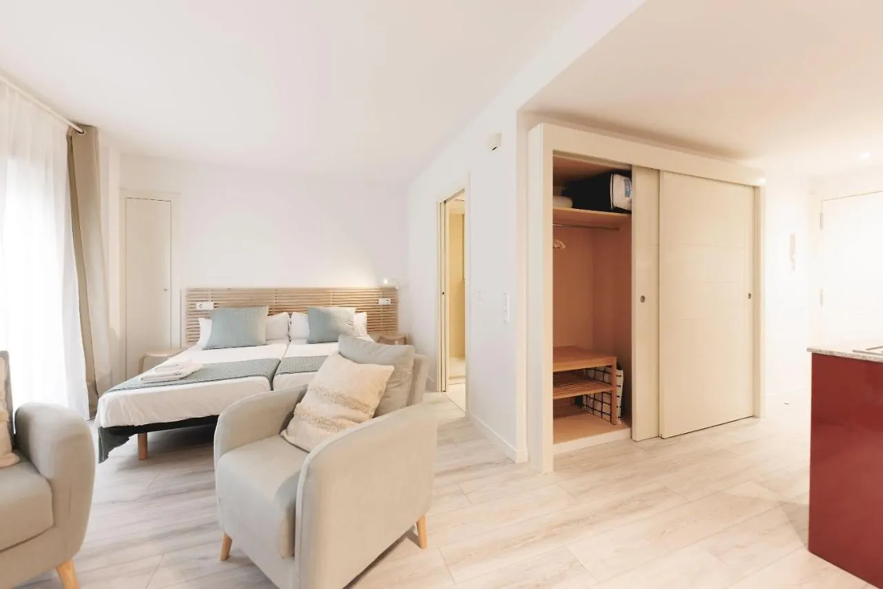 Bravissimo Placa Catalunya 1-2, Studio Apartment 지로나